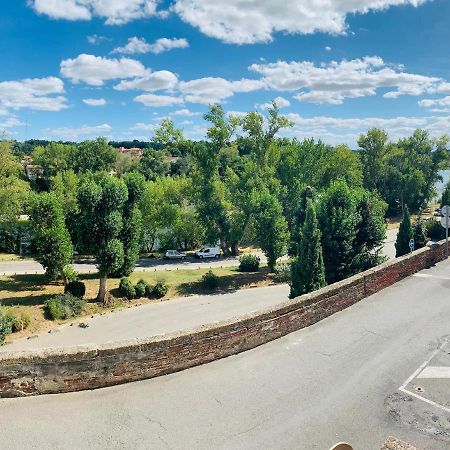 Sublime Vue, Standing, Spacieux, Atypique Muret Luaran gambar